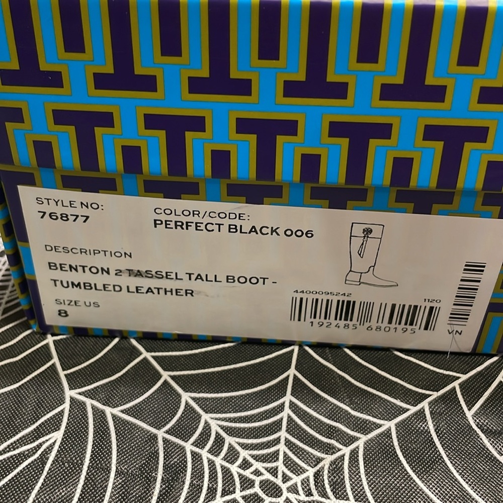 Tory Burch boots - Picture 4 of 5